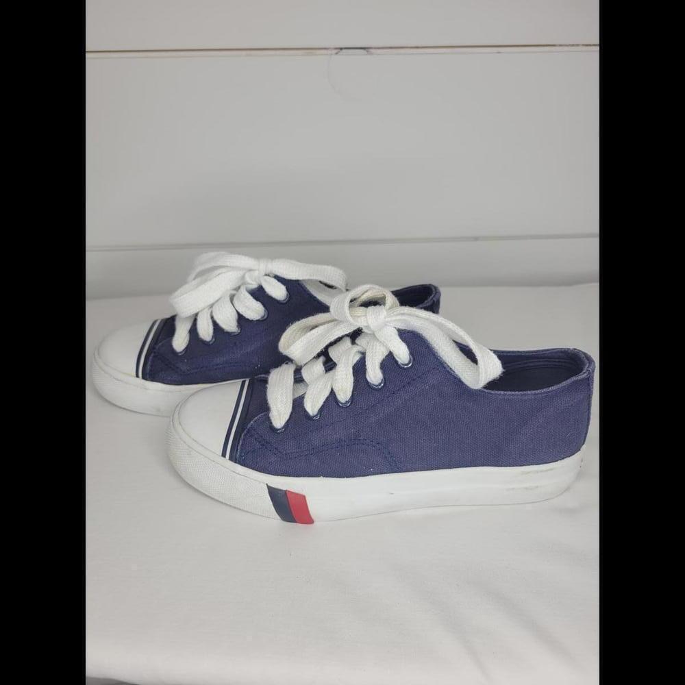 Pro Keds kids size 3. Blue & white. CLASSIC!!